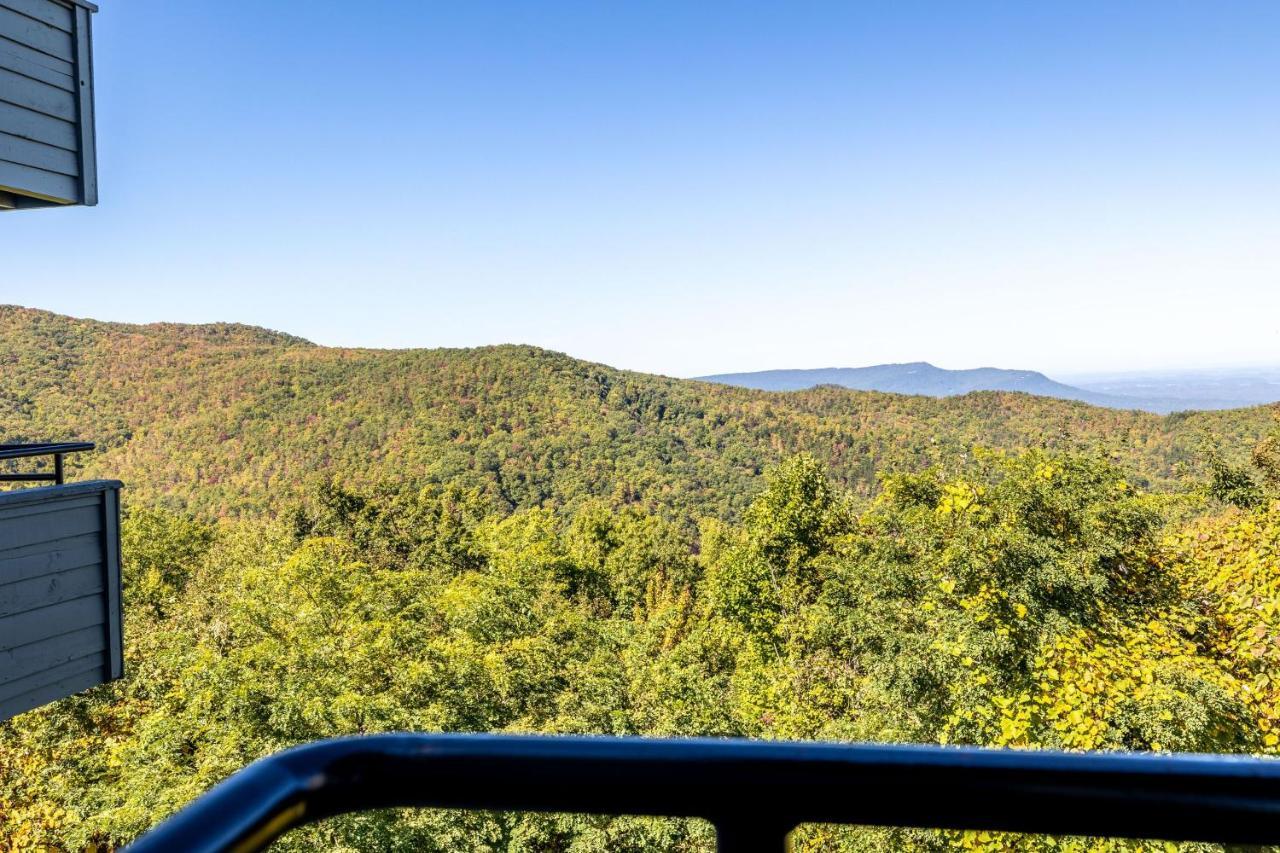Wow Views!!-Mountain Escape-Outdoor Pool-Close To Downtown-Wifi-Cable-Private Balcony Gatlinburg Exteriér fotografie