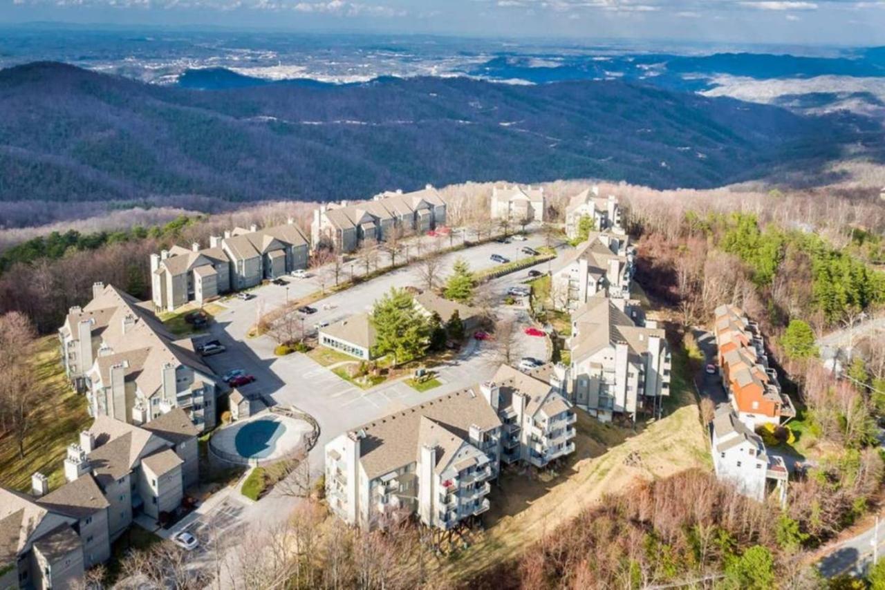 Wow Views!!-Mountain Escape-Outdoor Pool-Close To Downtown-Wifi-Cable-Private Balcony Gatlinburg Exteriér fotografie