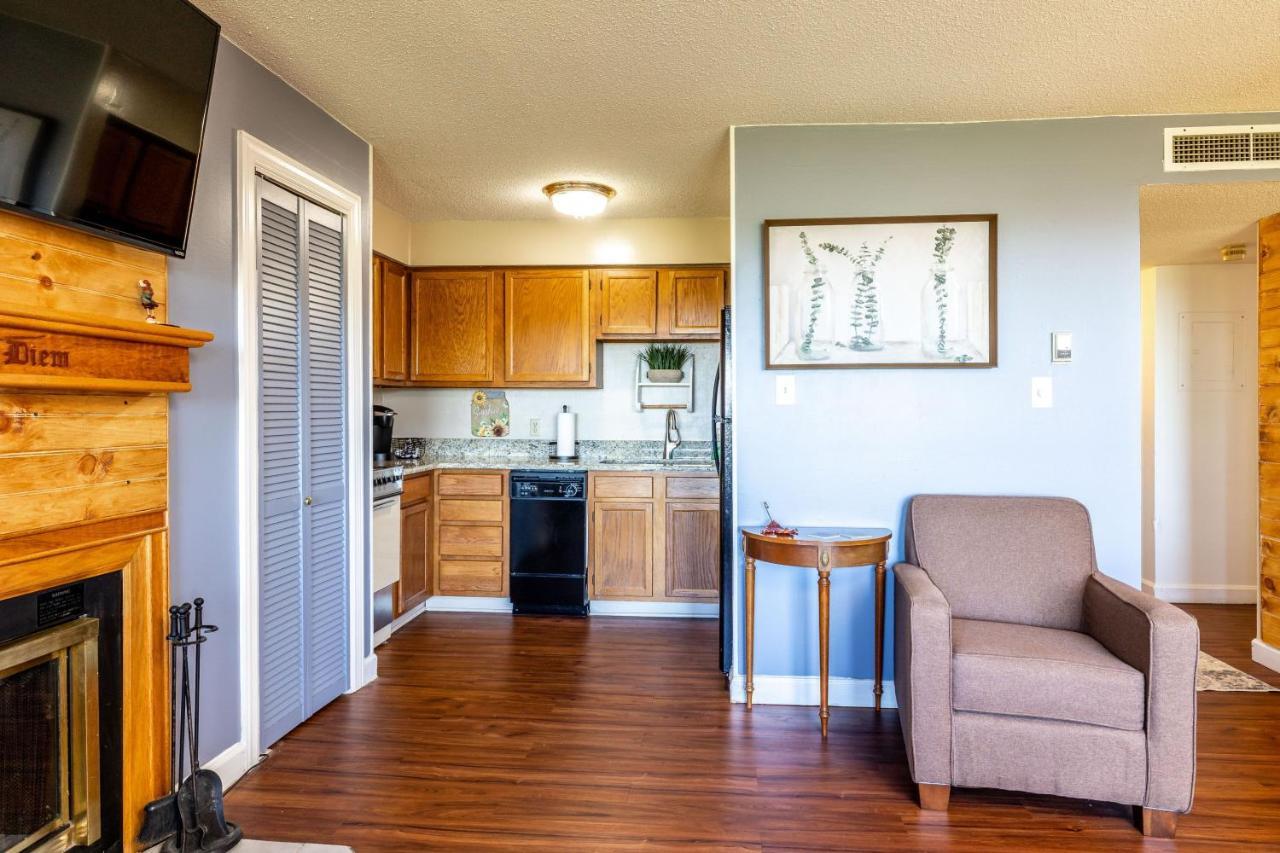 Wow Views!!-Mountain Escape-Outdoor Pool-Close To Downtown-Wifi-Cable-Private Balcony Gatlinburg Exteriér fotografie