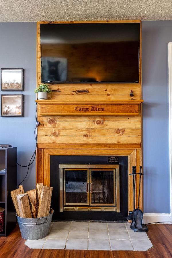 Wow Views!!-Mountain Escape-Outdoor Pool-Close To Downtown-Wifi-Cable-Private Balcony Gatlinburg Exteriér fotografie