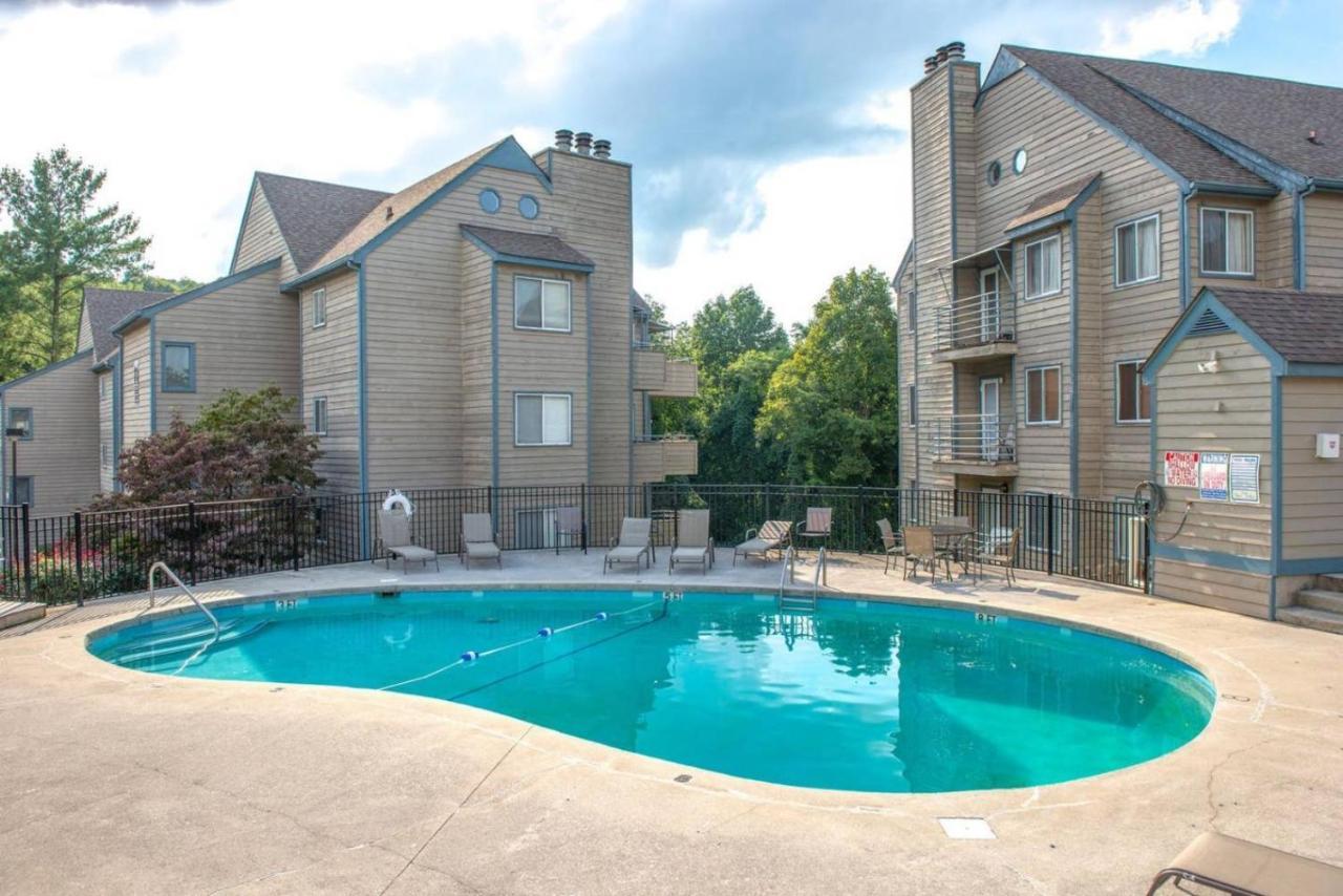 Wow Views!!-Mountain Escape-Outdoor Pool-Close To Downtown-Wifi-Cable-Private Balcony Gatlinburg Exteriér fotografie